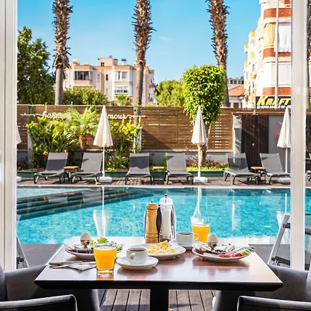 Aparthotel Hma &