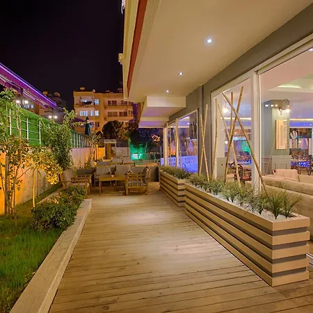 Aparthotel Hma &