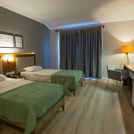 Hma & Aparthotel 4*