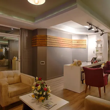 Hma & Aparthotel 3*