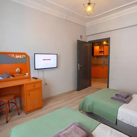 Aparthotel Hma &
