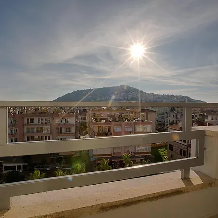 Aparthotel Hma &