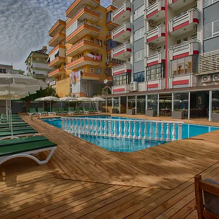Hma & Apartmanhotel 4*